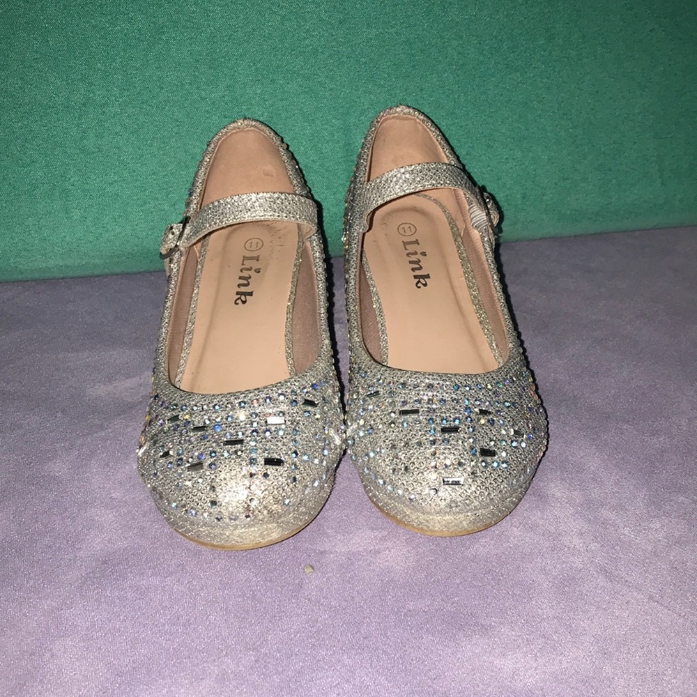 Link Silver Sparkly Heels